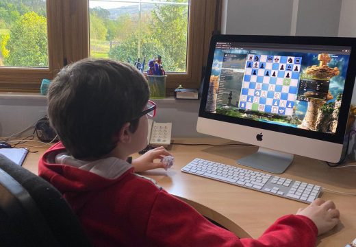 A Escola de Xadrez de Lousame obtén uns bos resultados no I Torneo Provincial de Xadrez Xogade, disputado a través de Internet